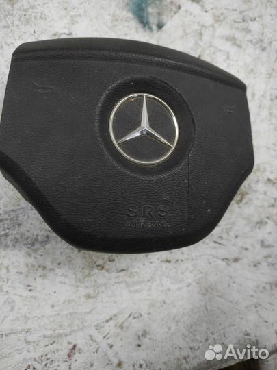 Подушка безопасности водителя Mercedes-Benz