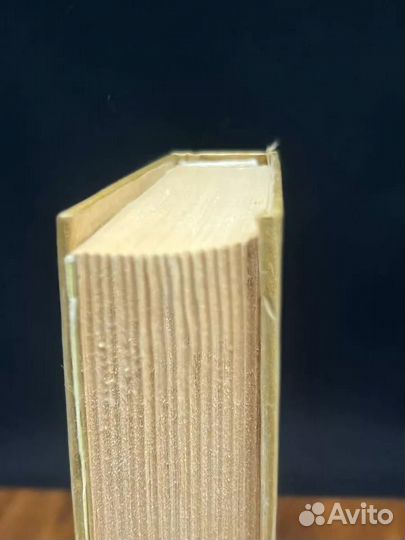 Женщина в белом