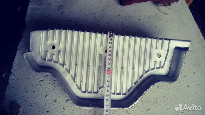 Подножка пластиковая Исузу,Фотон