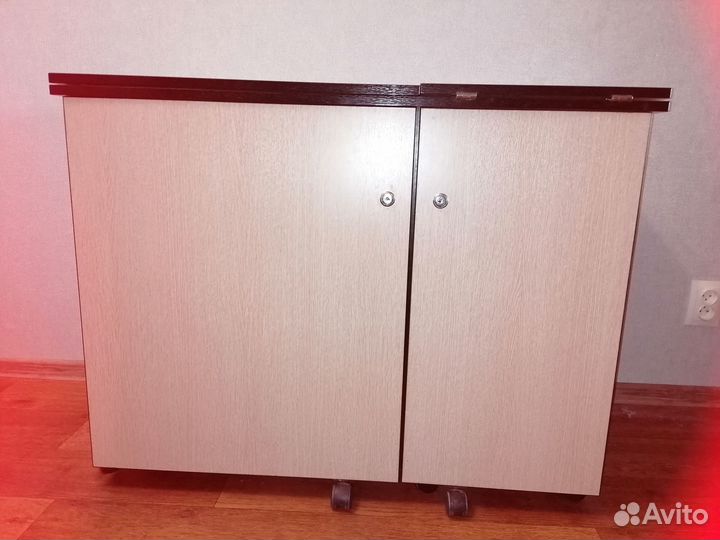 Стол для швейной машины