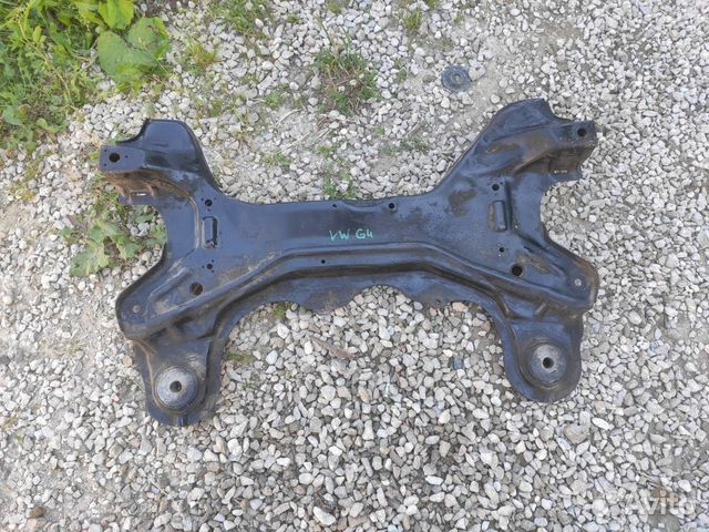 Подрамник передний Volkswagen Golf 4 1J