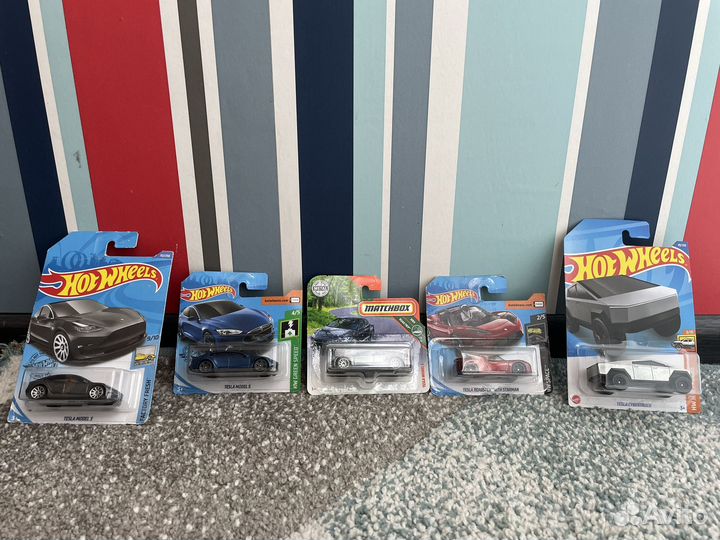 Hot wheels/matchbox tesla