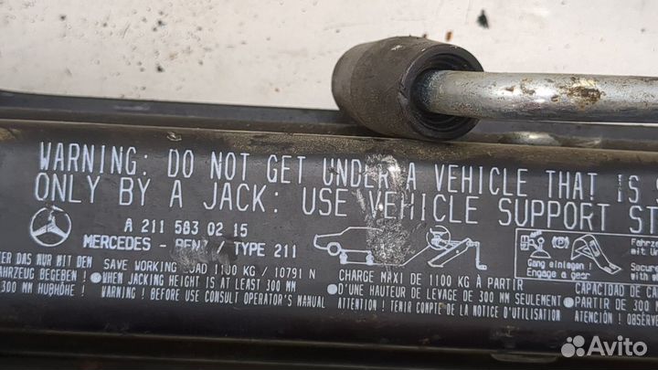 Домкрат Mercedes E W211, 2007