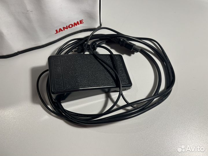 Janome cover pro d max