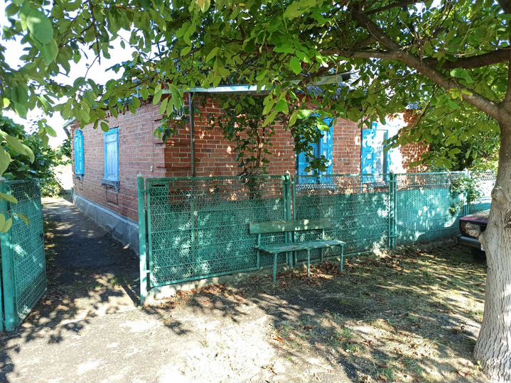 Дом 56 м² на участке 9,6 сот.