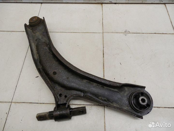 Рычаг передний левый X-Trail (T31) 2007-2014