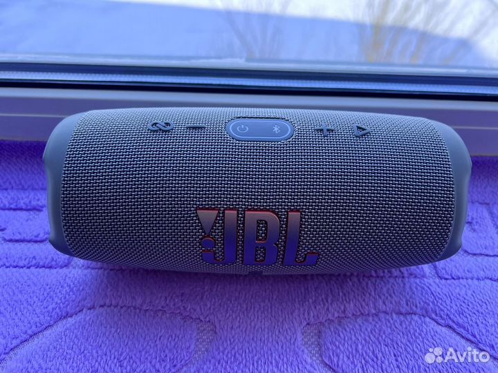 JBL Charge 5, новая, оригинал