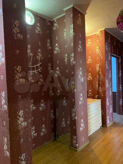 2-к. квартира, 70 м², 1/3 эт.