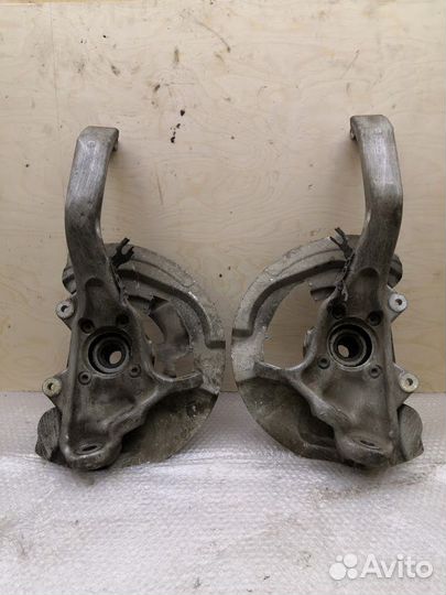 Передний кулак BMW X5 X6