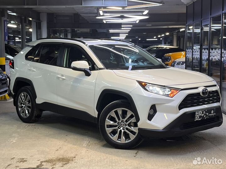 Toyota RAV4 2.5 AT, 2021, 22 000 км