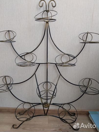 Подставка для цветов напольная металлическая