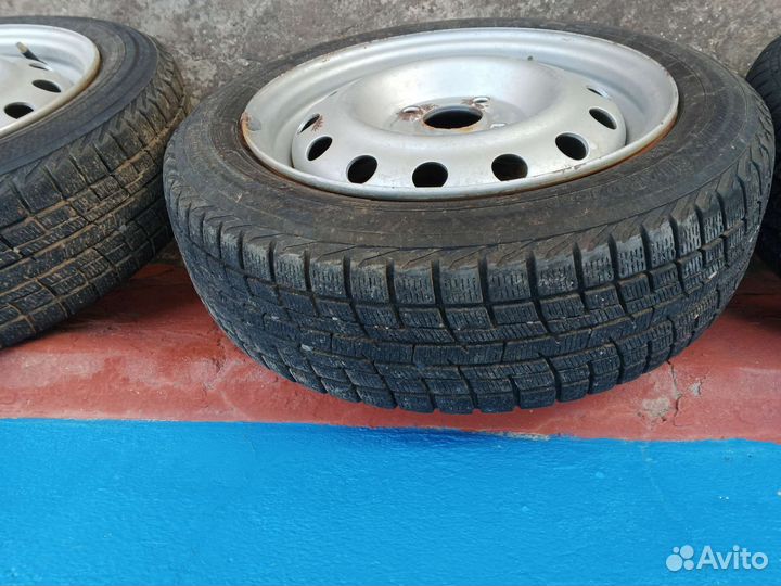 Yokohama Ice Guard IG30 165/70 R14