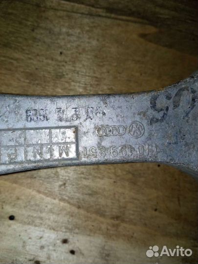 Volkswagen Golf 4.Skoda балка