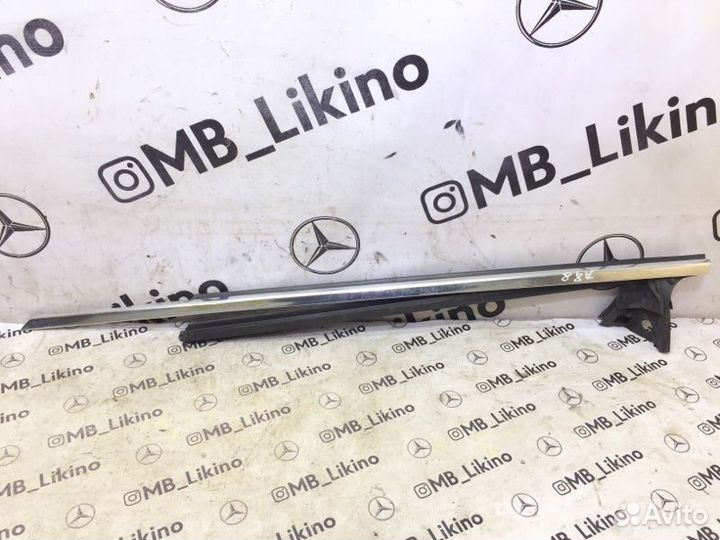 Молдинг стекла передний левый Mercedes Cls-Class