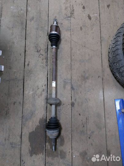 Привод правый LADA X-Ray 21129