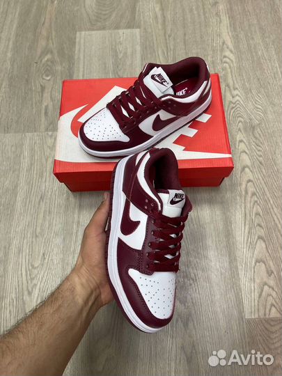 Кроссовки nike dunk low team red