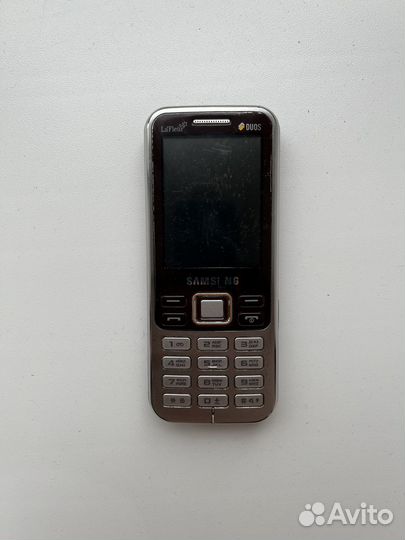 Телефон samsung