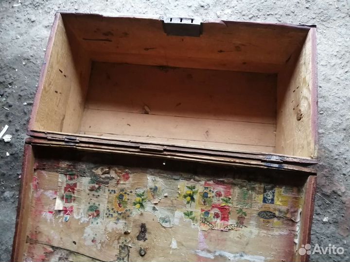 Сундук деревянный старинный