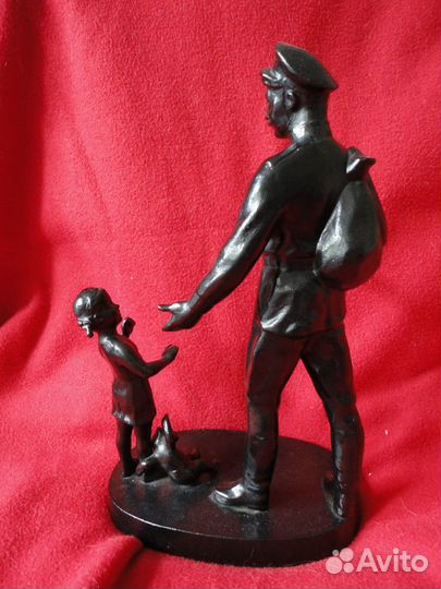 Статуэтка Встреча чугун. Касли. СССР