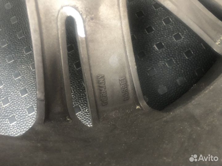 Оригинальный литой диск r 18 volvo