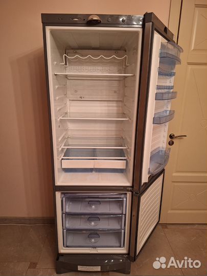 Холодильник б/у Vestfrost