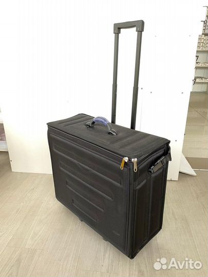 Чемодан для очков на 240 пар очков и оправ