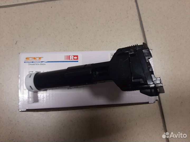 Омыватель фары Toyota Camry XV50