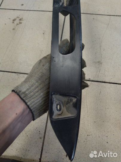 Накладка крышки багажника Hyundai Accent