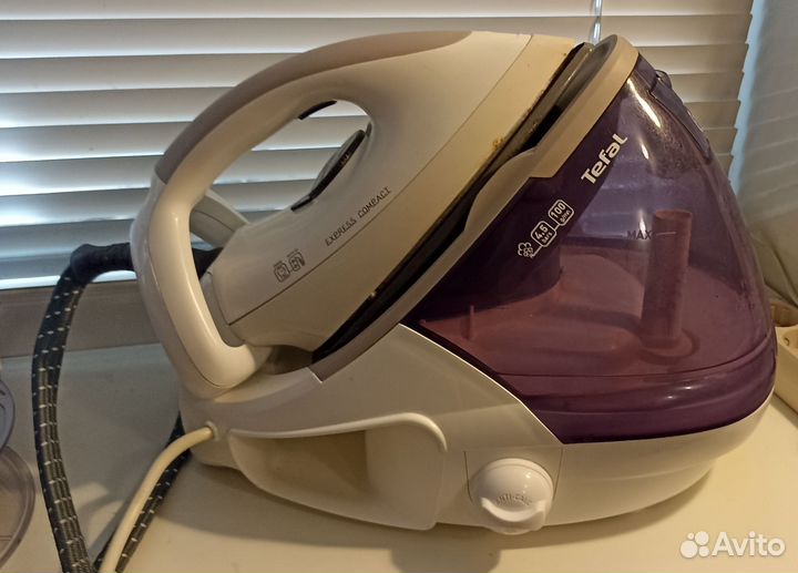 Утюг с парогенератором tefal