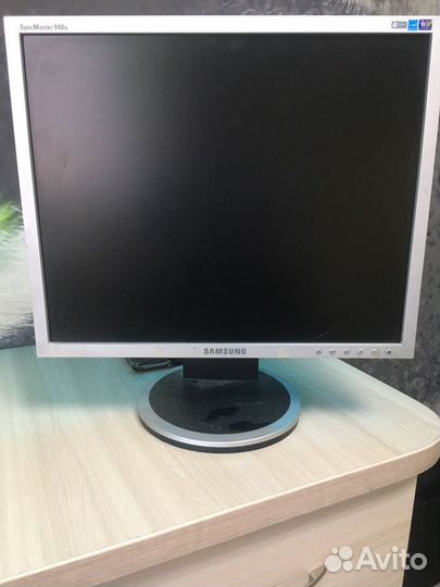 Монитор Samsung syncmaster 940N