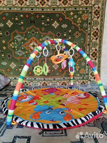 Развивающий коврик