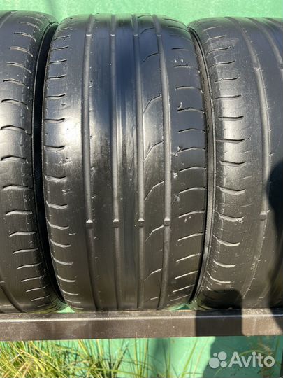 Continental ContiPremiumContact 2 215/45 R16 90V