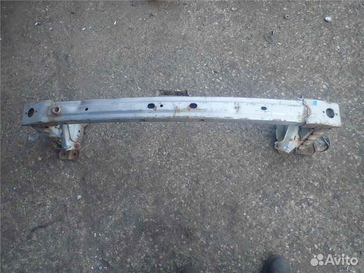 Усилитель бампера Mazda 5 (CR), 2006