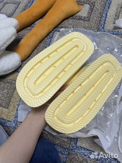 Шлепки женские