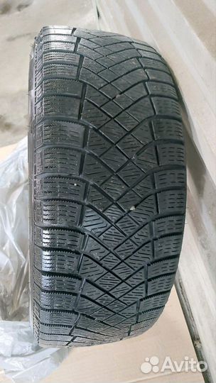 Pirelli Ice Zero FR 205/55 R16 94T