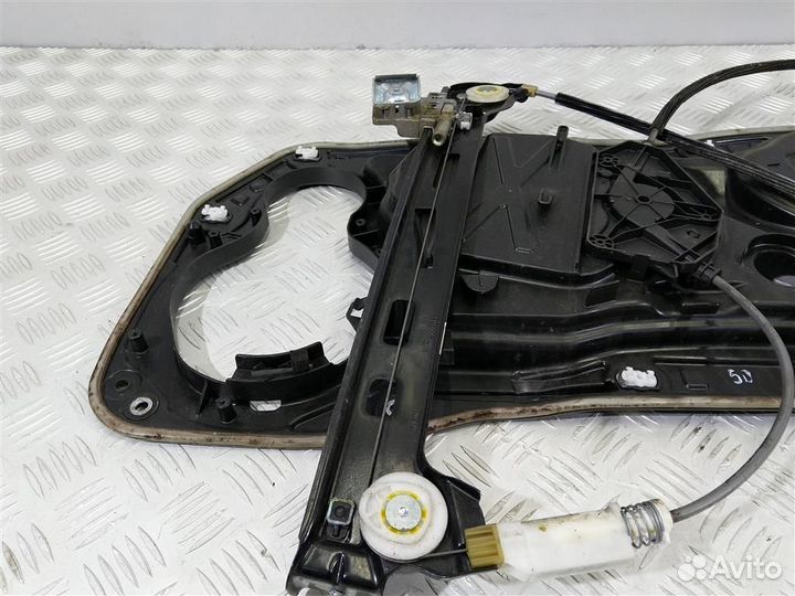 Стеклоподъемник передний Volkswagen Passat CC 3C8