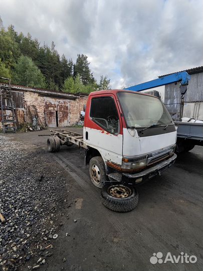 Митсубиси Кантер в разборе