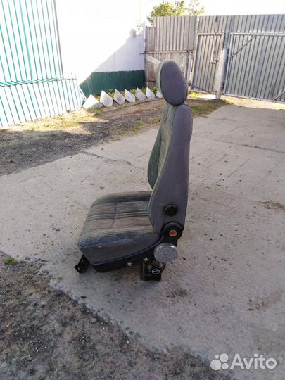 Сиденье водительское газ