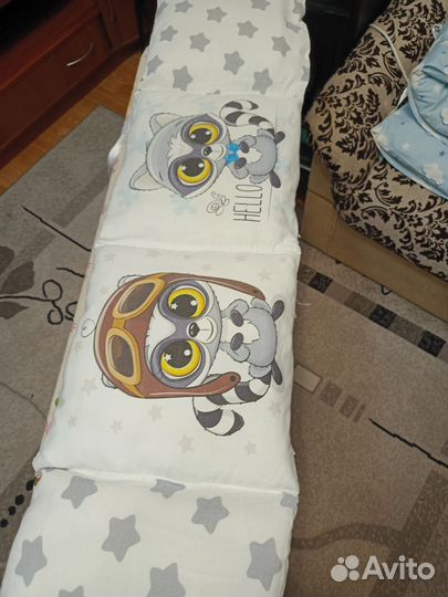 Продаю бортики на детскую кроватку бу