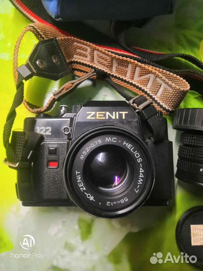 Пленочный фотоаппарат зенит 122