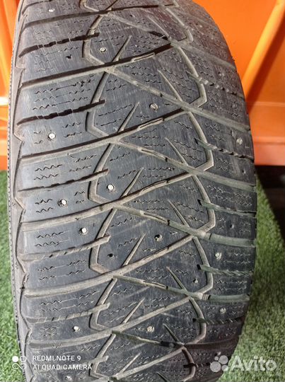 Goodyear Ultragrip 600 215/55 R17 98T