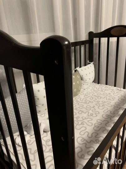 Детская кроватка