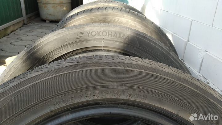 Yokohama BluEarth-A 205/55 R16