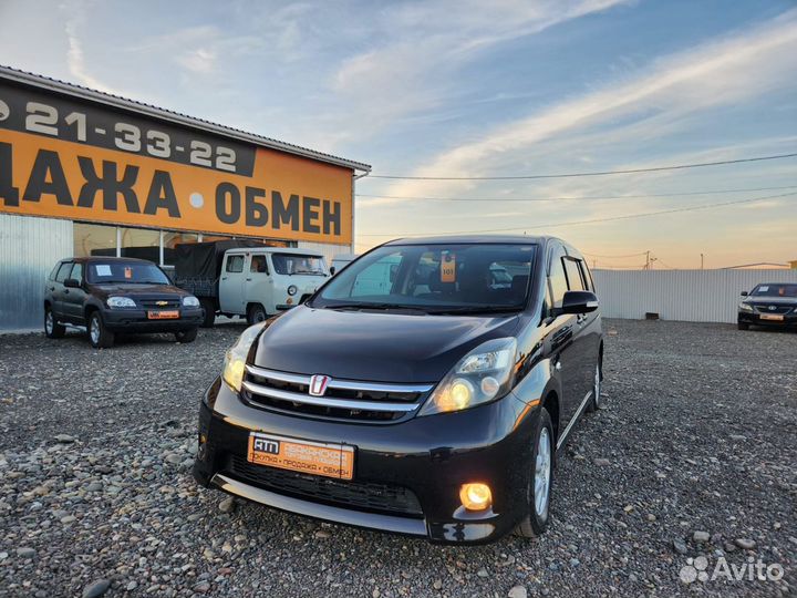 Toyota Isis 1.8 CVT, 2010, 147 000 км