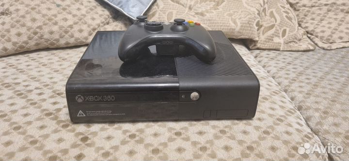 Xbox 360 и два Kinect