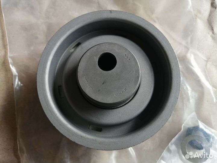 Ролик натежитель VAG 307839EB