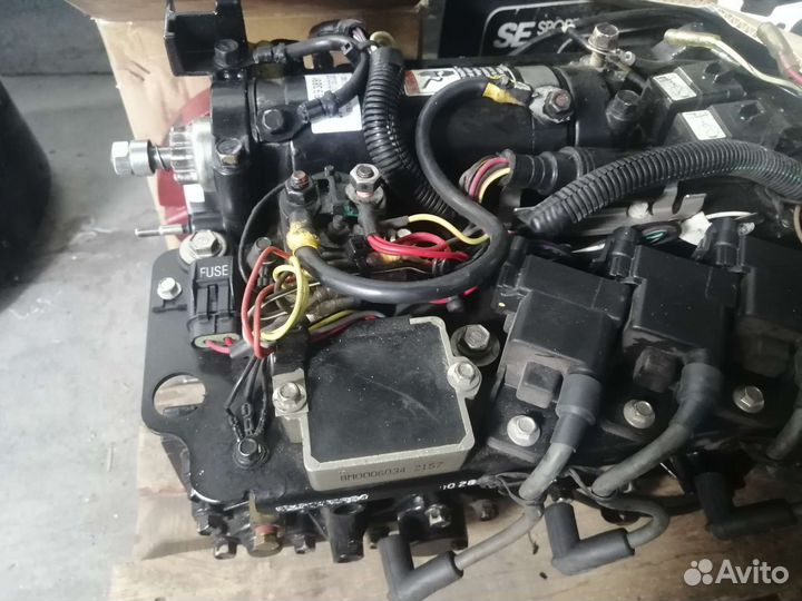 Лодочный мотор Mercury 90