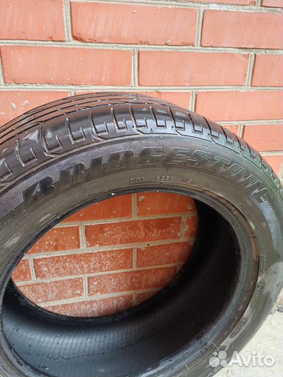 Bridgestone Dueler H/P Sport 235/55 R17