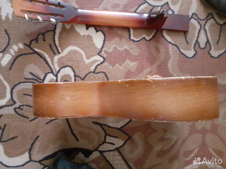 Запчасти к гитаре: грифы, порожек