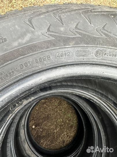 Nokian Tyres Hakkapeliitta 7 215/65 R16 102T